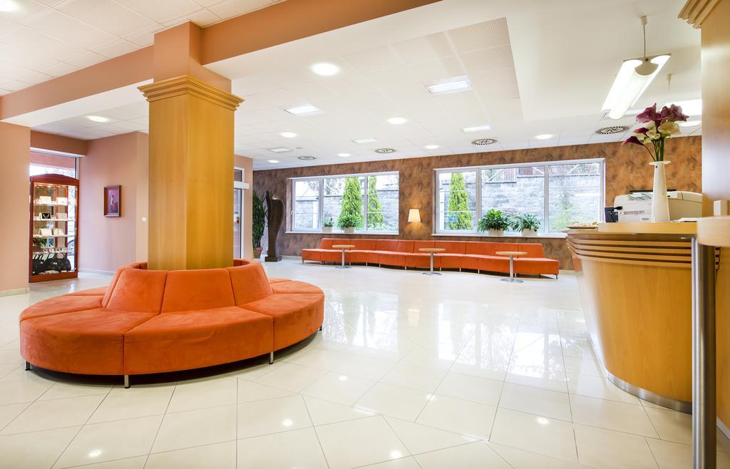 Готель Akademie 4*